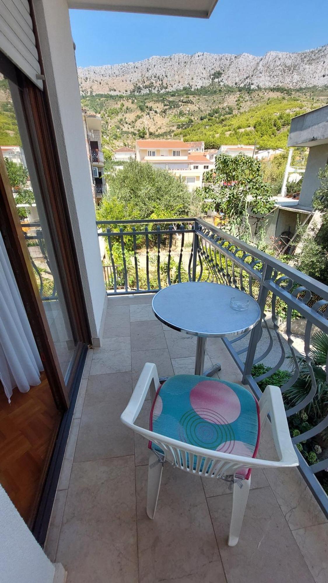 Apartments And Rooms Mamic Dugi Rat Exterior photo